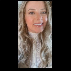 Meet your Posher, Alina